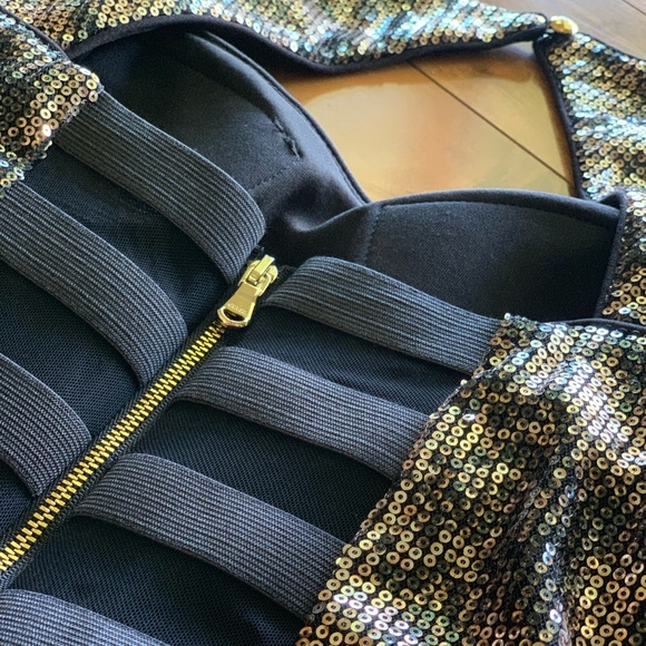 GUESS black and gold short sequin dress - Picture 3 of 4